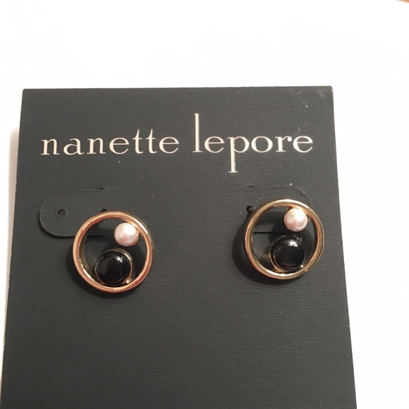 Nanette Lepore Jewelry - NWT Nanette Lepore Gold and pearl earrings